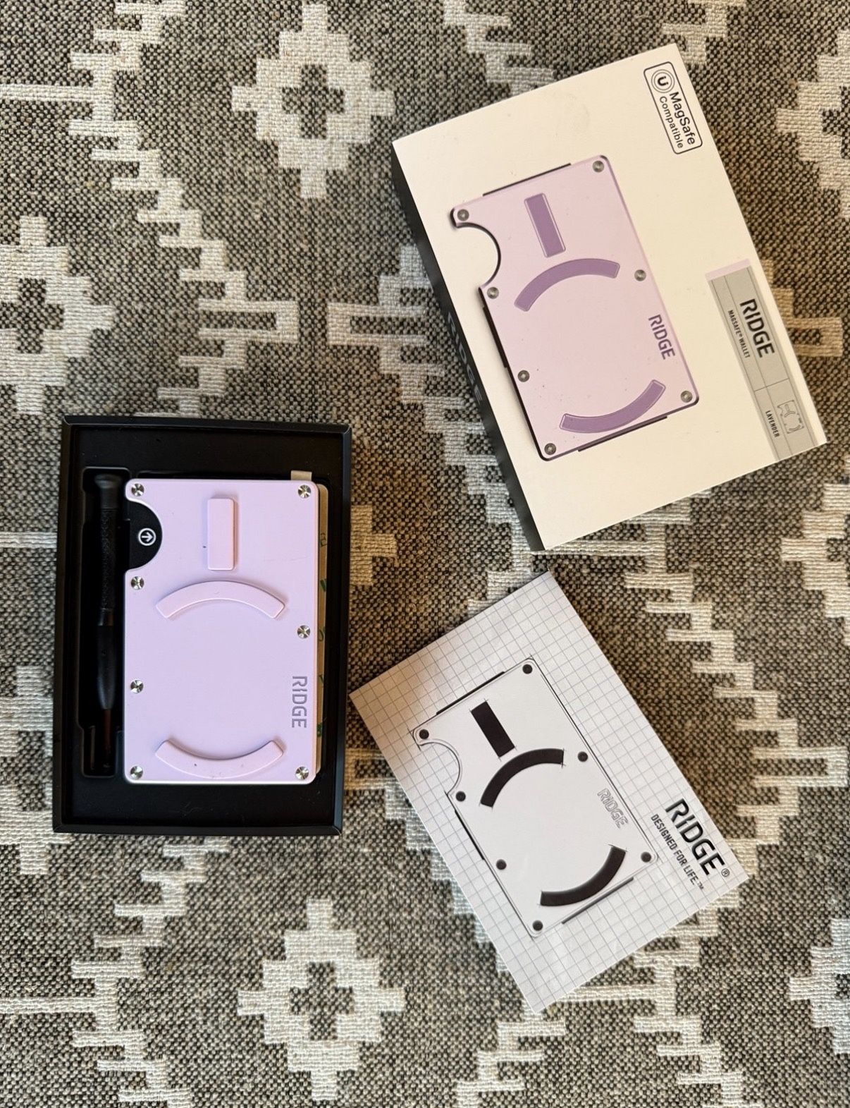 MagSafe Ridge Wallet In Lavender
