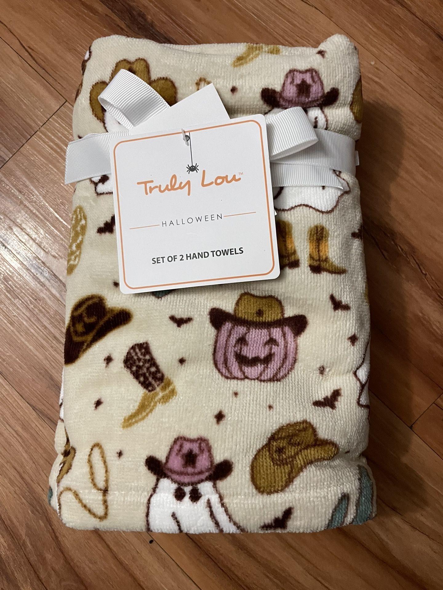 Western Halloween Hand Towels