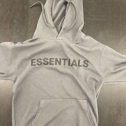 Essentials L sweatshirt 