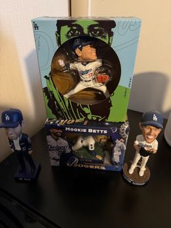 Dodgers bobblehead