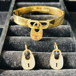 MICHAEL KORS BRACELET W EARRINGS SET