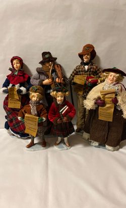 Holiday Collection Caroling Family Hand Painted 2005