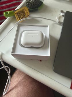 Very Lightly Used AirPod Pro 2
