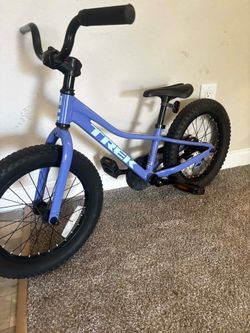 Trek precaliber 16”