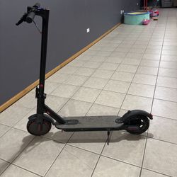 MAXSHOT E-Scooter