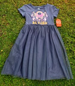 Girls dress Be Kind