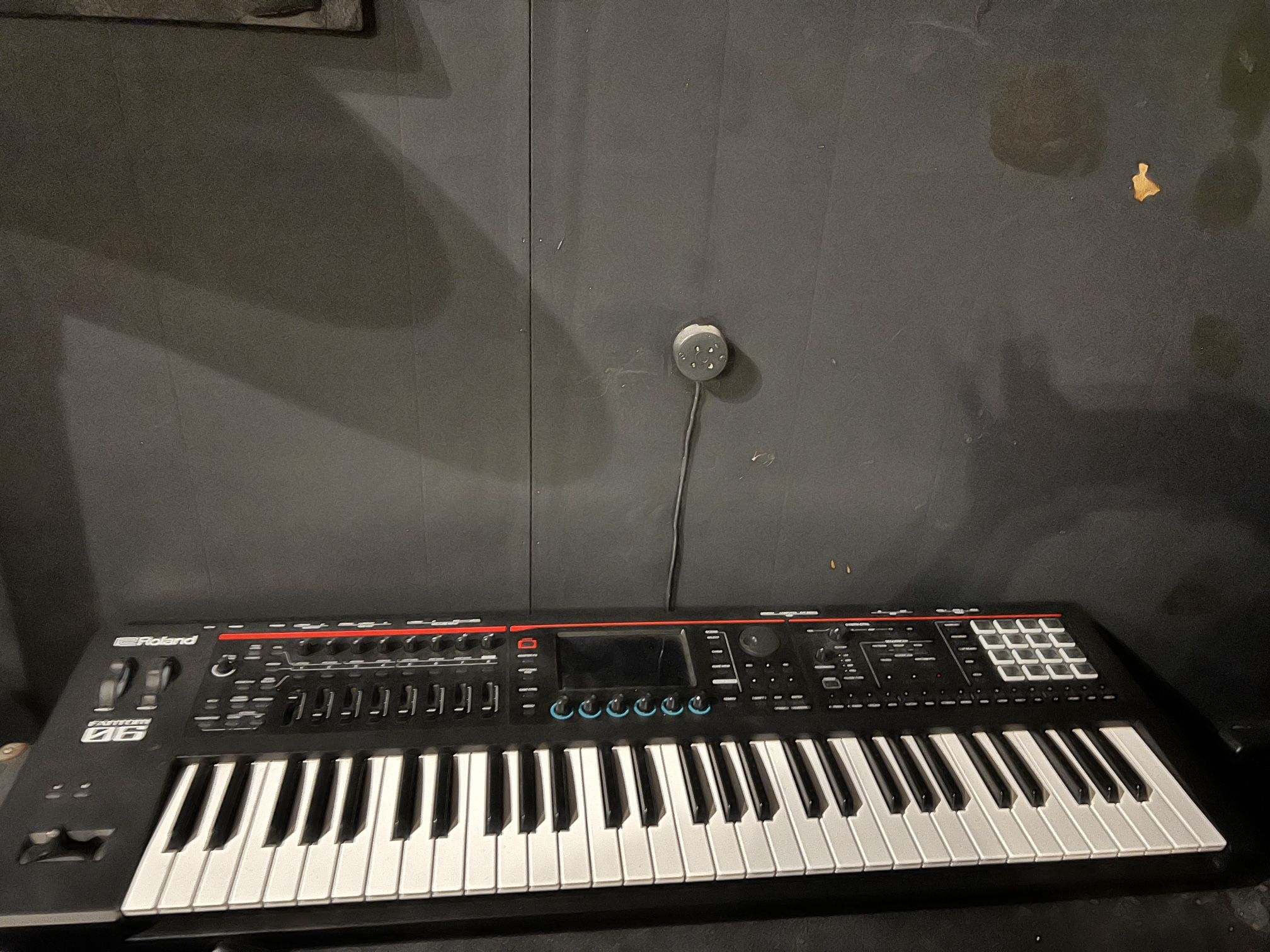 Roland FANTOM-06