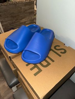 Adidas Yeezy Slides 'Azure' Blue