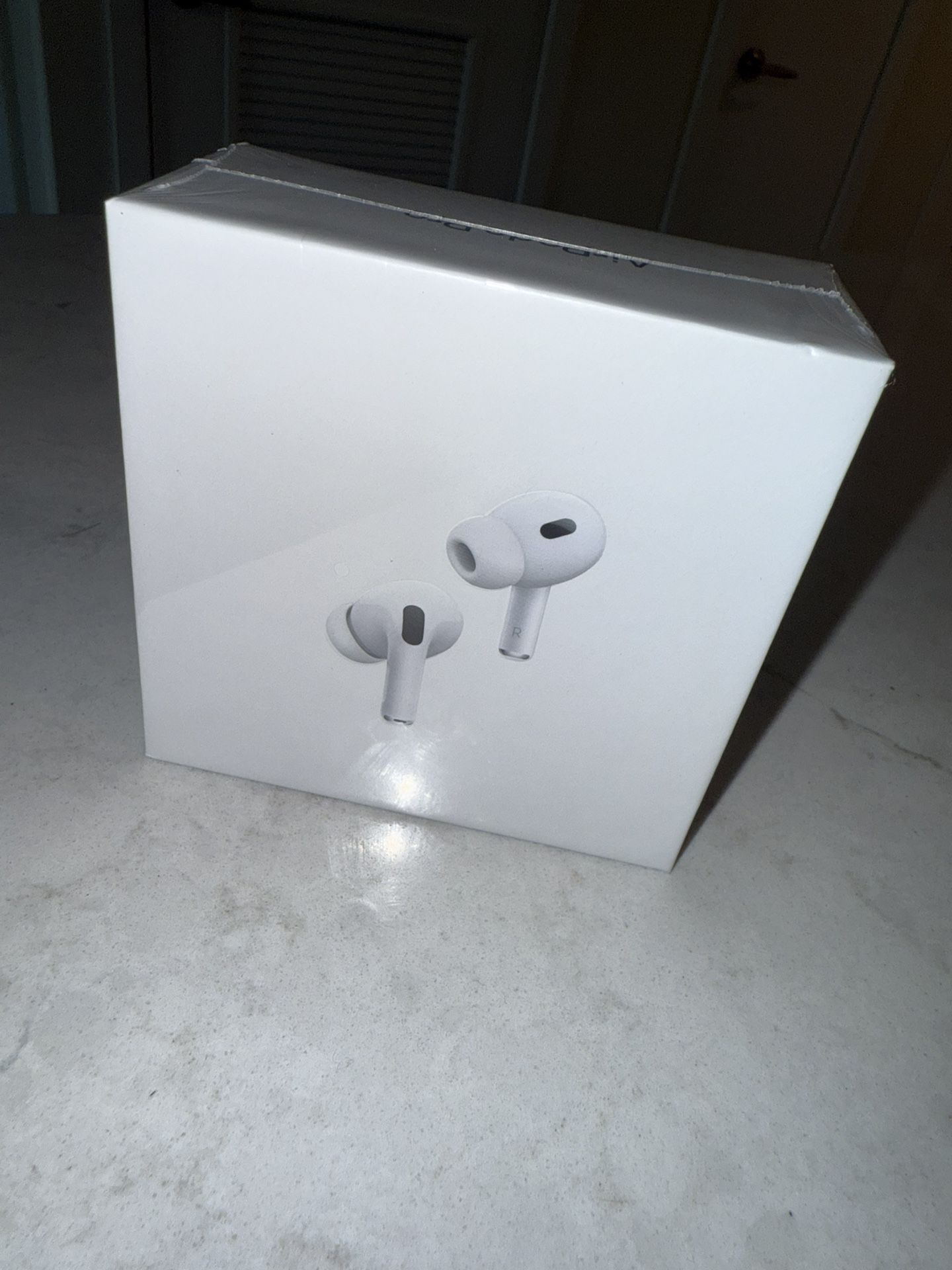 Apple AirPods Pro 2nd Generation USB-C with Active Noise Cancellation