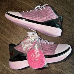 KOBE 3 LOW PROTRO PINK QUARTZ