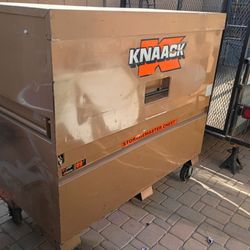 Knaack 89 storagemaster chest - job site tool chest - Knaack Piano style jobox