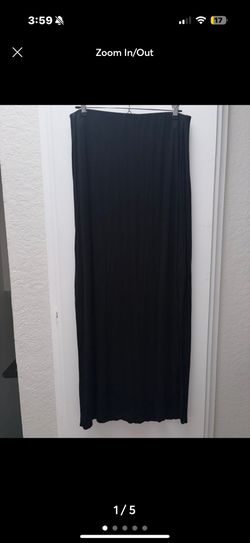 Black Old Navy Maxi Skirt With Slits