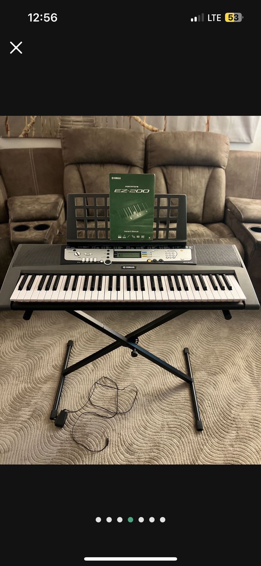 Yamaha EZ-200 Keyboard