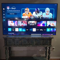 Samsung 65" QLED 4K Smart TV