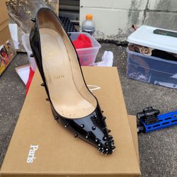 Christian Louboutin Black Patent Leather Diamond Spike Pointed Toe Pumps US 9