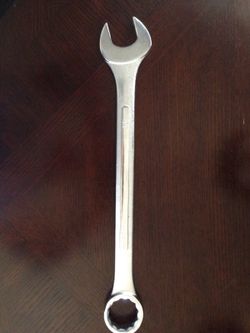 44 mm jumbo panel wrench