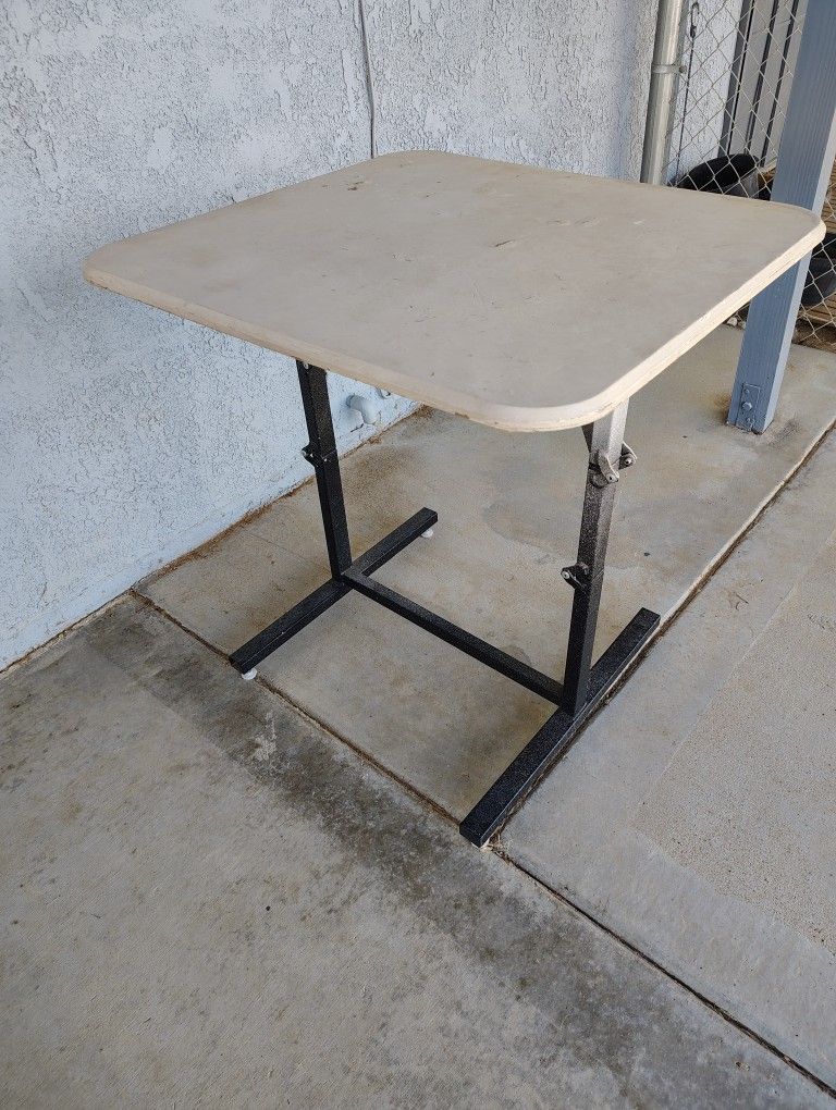 RV Table 
