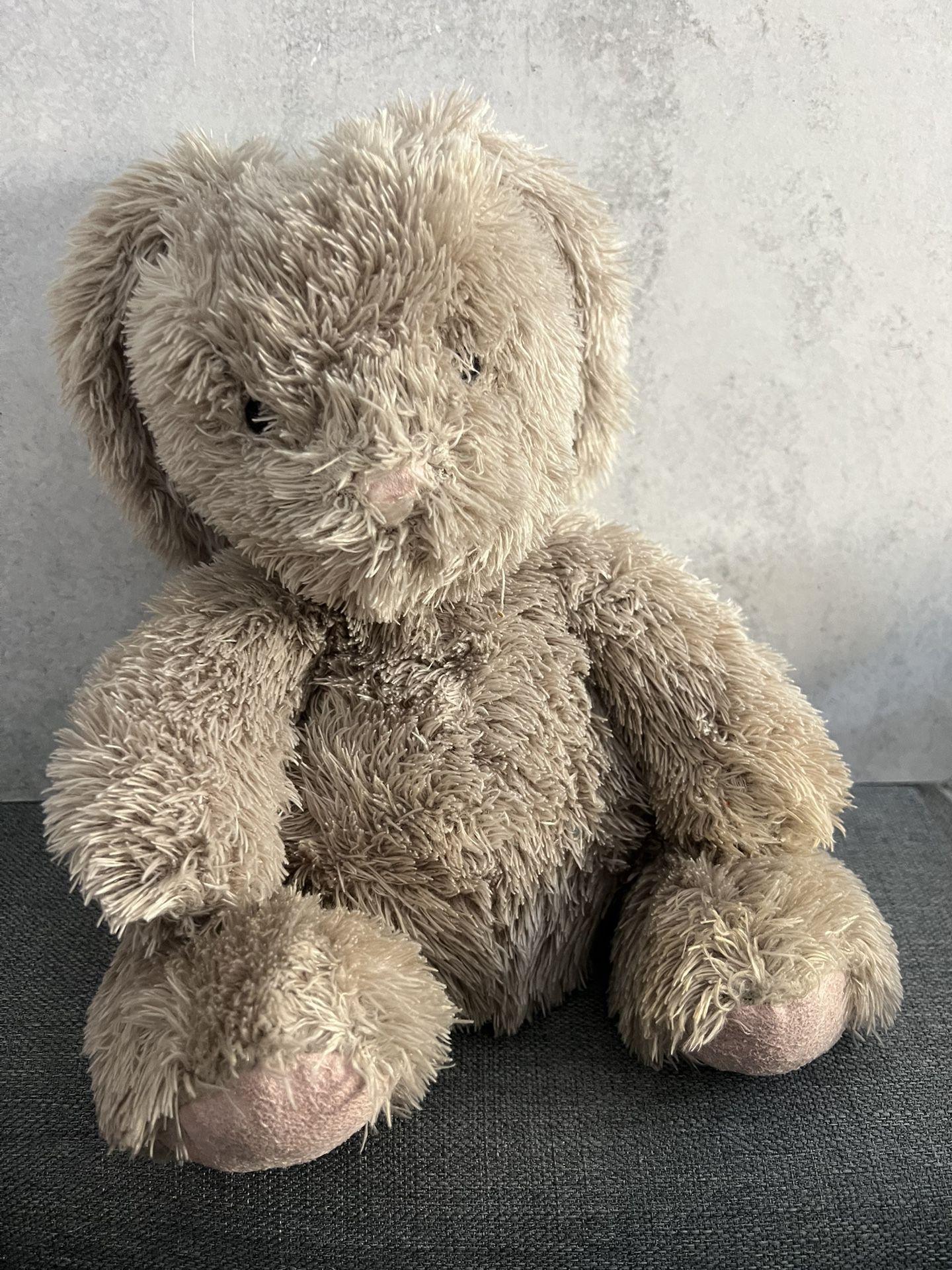 10" Jellycat PUDGE BUNNY RABBIT sitting gray pink feet nose plush stuffed animal