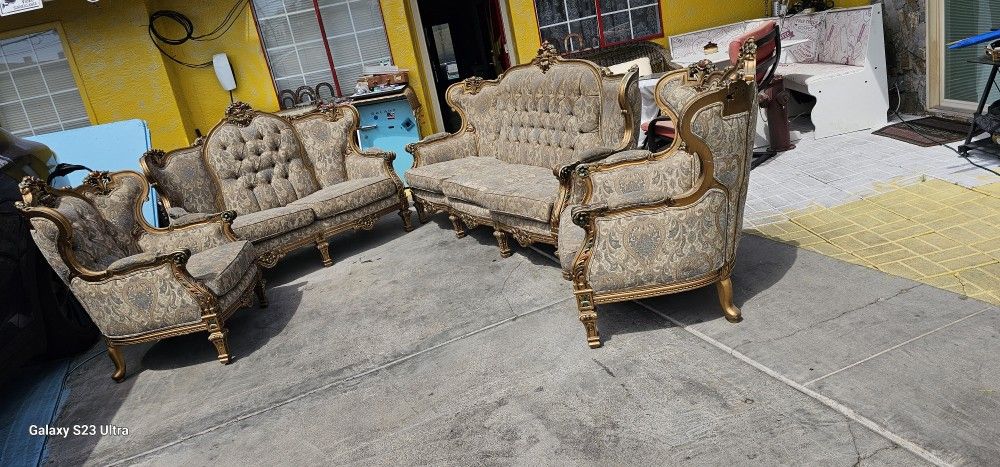 Vintage set furniture 2 sofas and 2 chairs French Louis XV style use Good Condition stunning