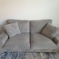 🔥 Moving Sale – Sofa + Loveseat Set (Light Grey) – Must Go by Monday! 🔥