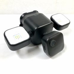 Outdoor4 Floodlight Camera Wireless Wifi Smart Battery Operated Security Camera,Night Vision,Two-Way-Talk,LiveView Black