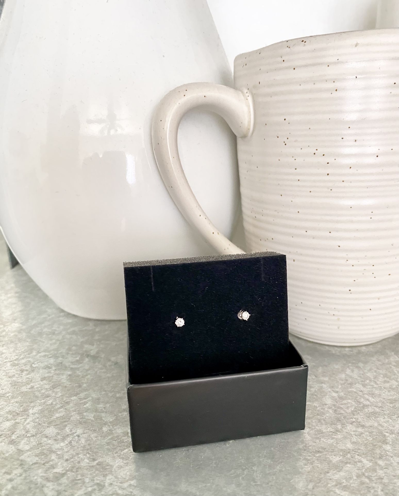 14k White Gold Diamond Earrings
