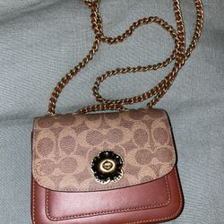 Coach purse/tan purse