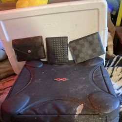 Louis Vuitton Men Wallets Per-own 
