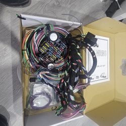 New 21 Circuit Universal Wire Harness