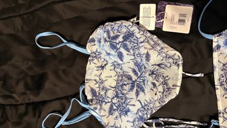 B swimwear