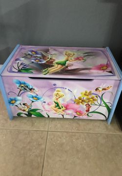 Toy chest / baúl de juguetes