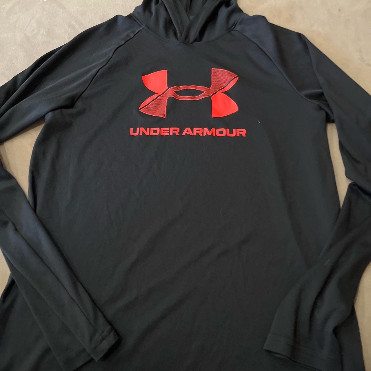 Under Armour black long sleeve hoodie youth XL