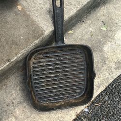 Cast Iron Grill Pan / Skillet 