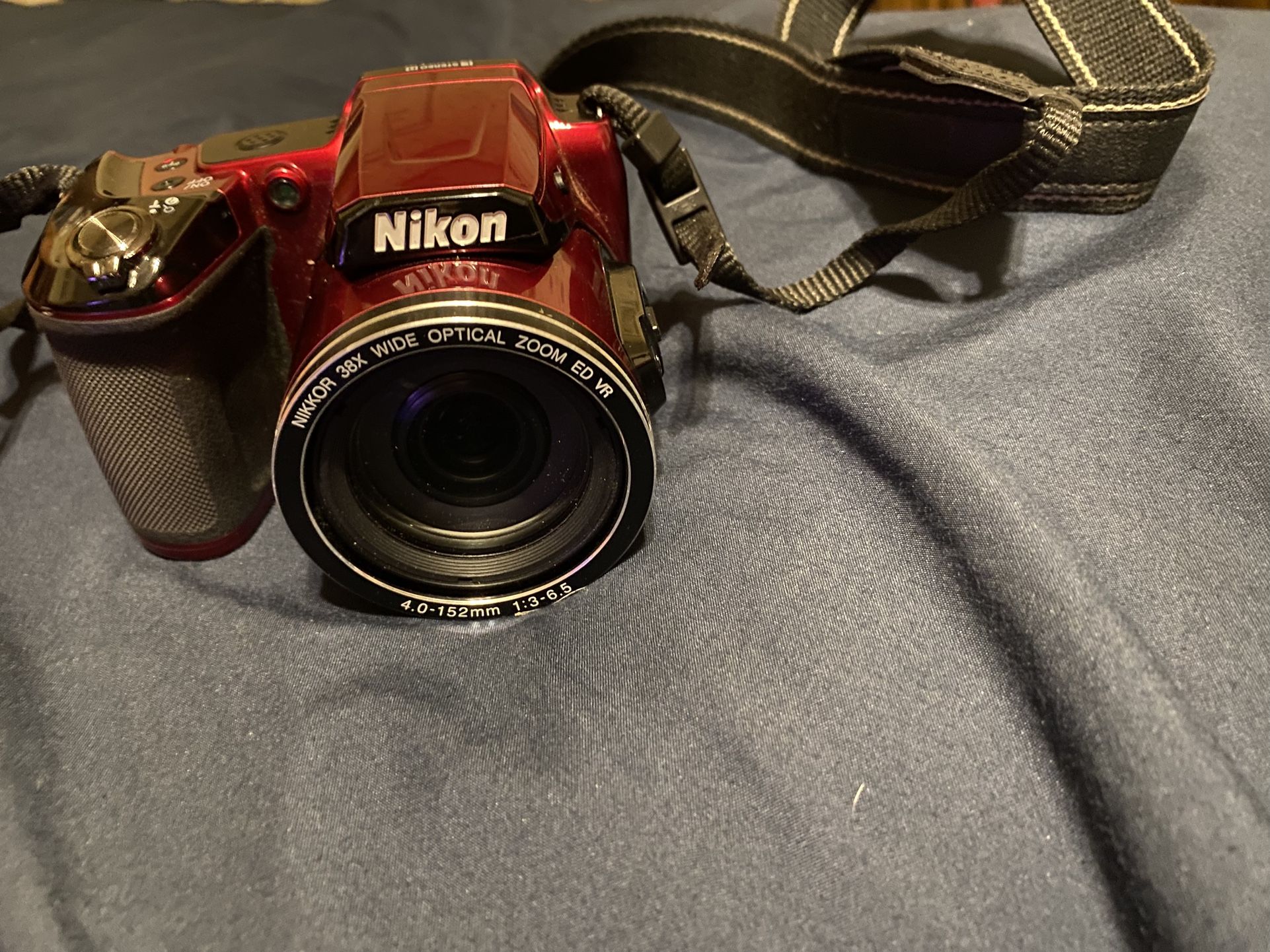 Nikon Coolpix L840