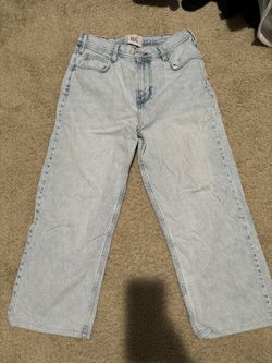 Light wash baggy jeans