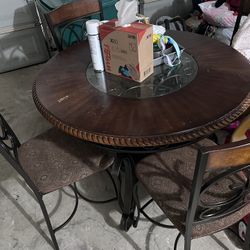 Kitchen Table 