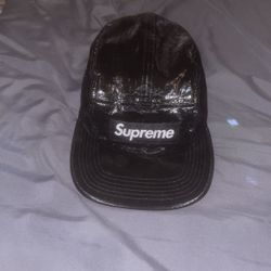 Black Supreme Hat 