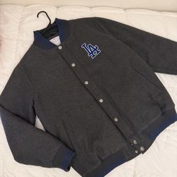 Dodger Large