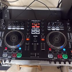Denon mc 4000 with case and decksaver