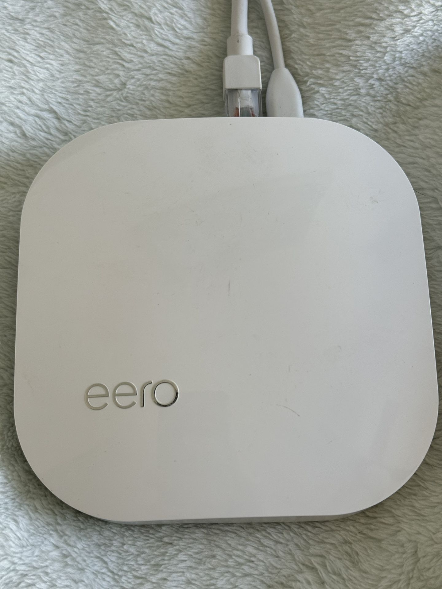 Eero B010001 Pro 2nd Generation Tri-Band AC Home Mesh Wifi Router w/ adapter