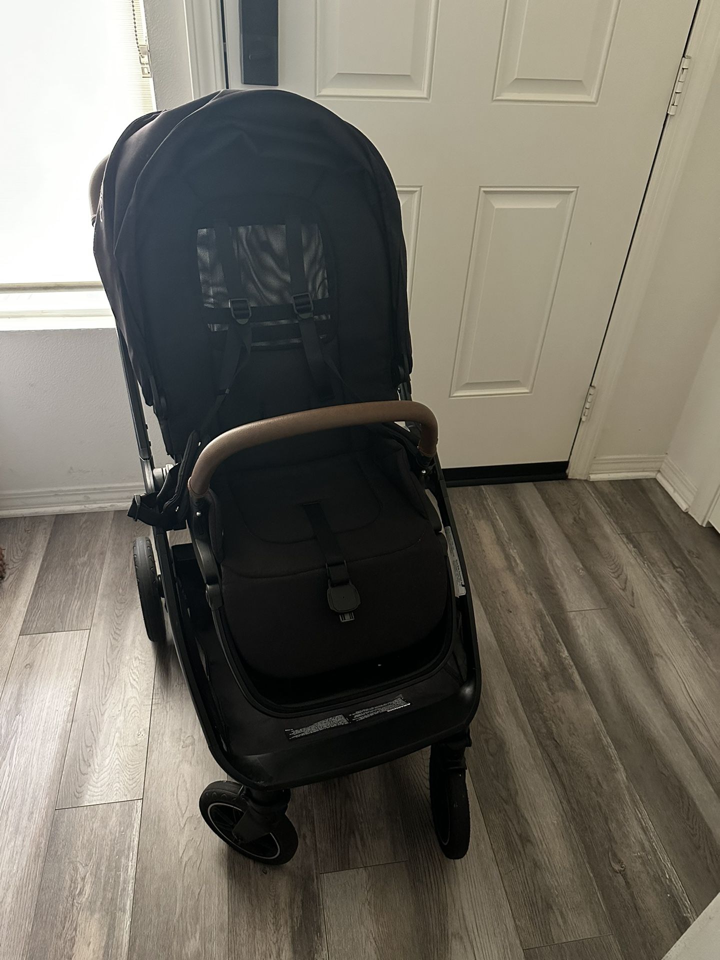 Nuna Triv next Stroller