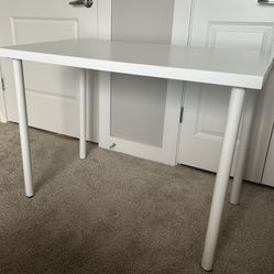 Linnmon IKEA Office Desk