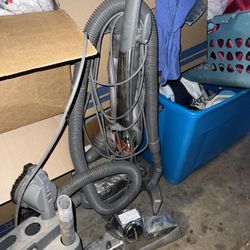 Kirby Vacuum & Carpet Shampoo System 