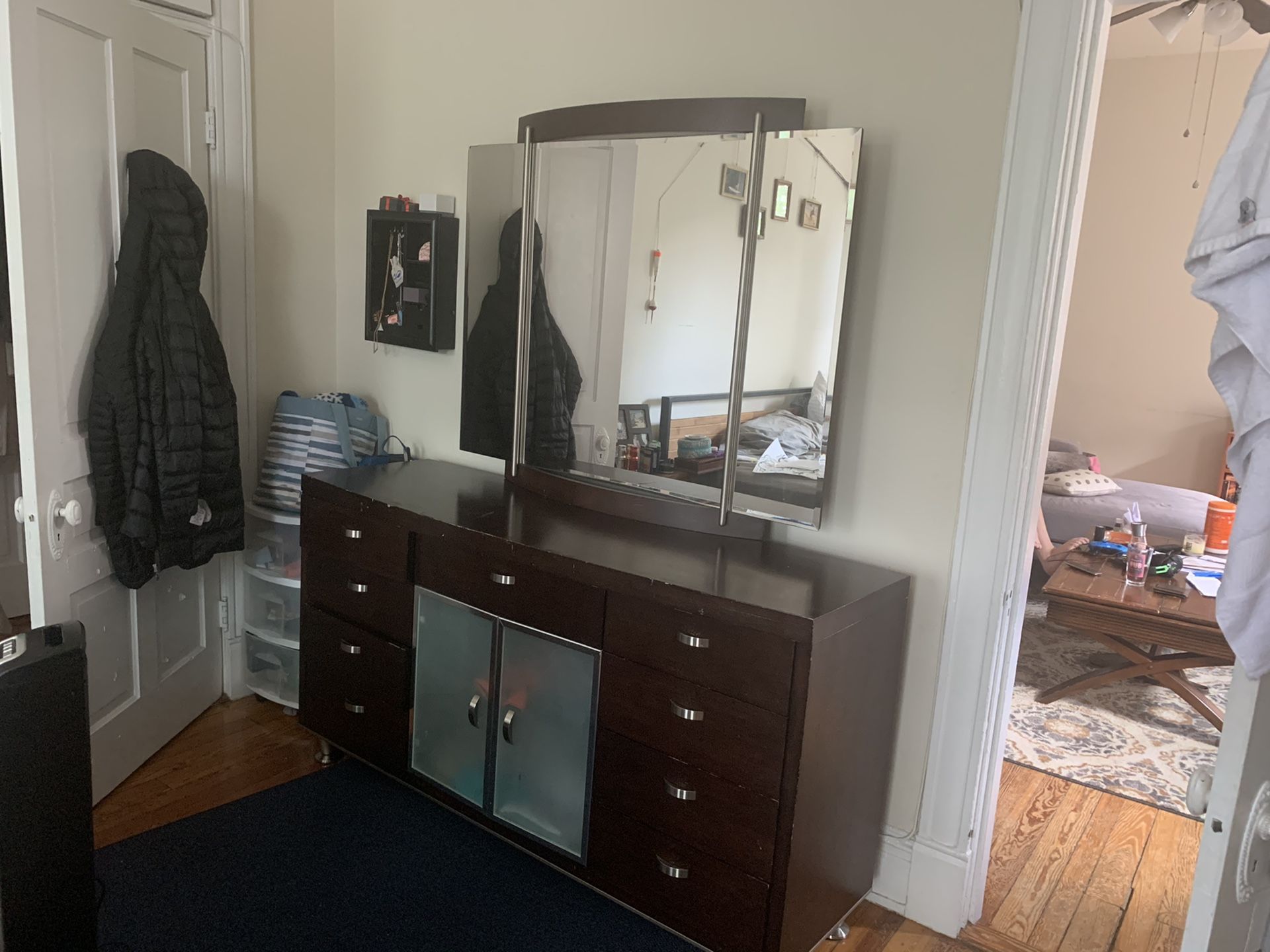 Used dresser-normal wear 80 obo