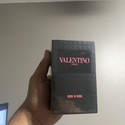Valentino Perfume 