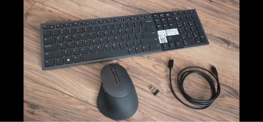 Dell KM900 Premier Collaboration Keyboard