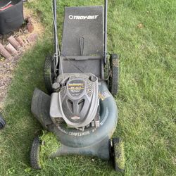Honda mower 
