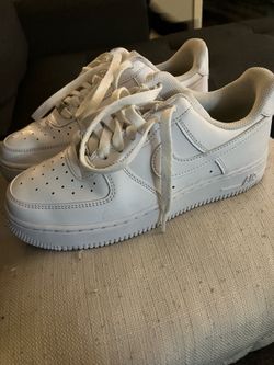 White Nike Air Force