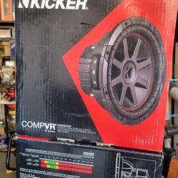 10inch Kicker Comp Vr new 2 subs