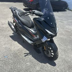 SCOOTERS NEW 200cc